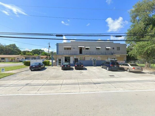 House image located at Dania, FL 33004