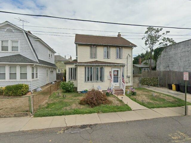 House image located at Cedarhurst, NY 11516