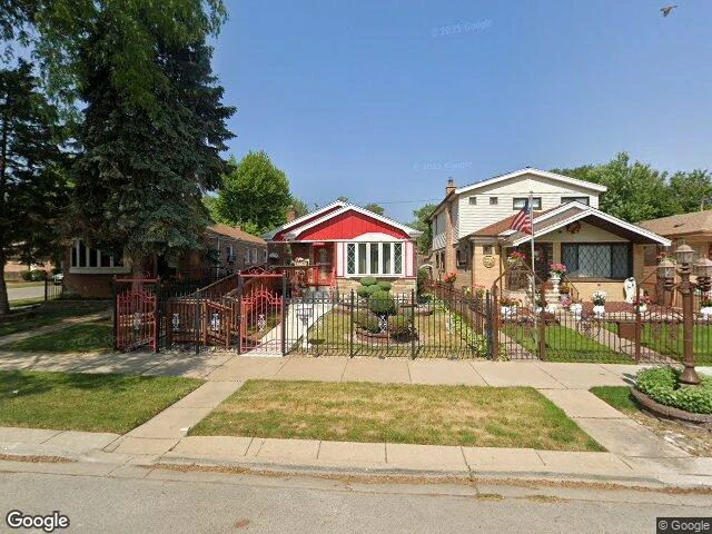 House image located at Chicago, IL 60628