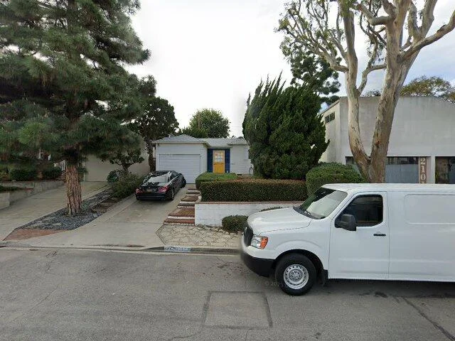House image located at Manhattan Beach, CA 90266