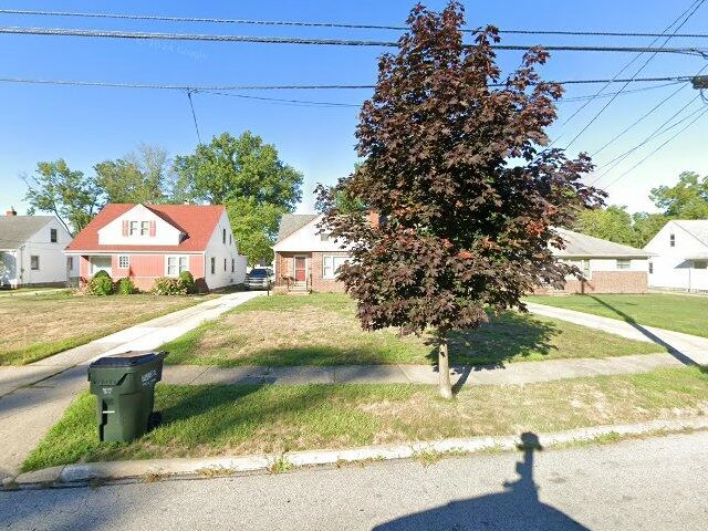 House image located at Euclid, OH 44132