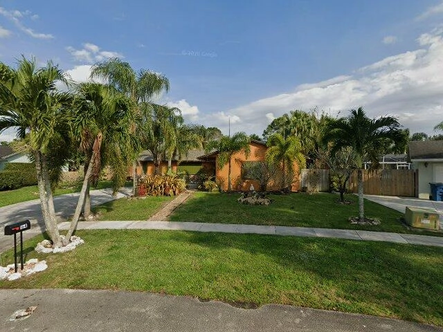 House image located at West Palm Beach, FL 33411