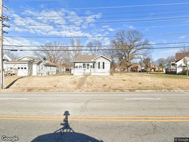 House image located at Alton, IL 62002