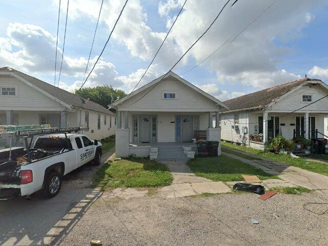 House image located at New Orleans, LA 70118