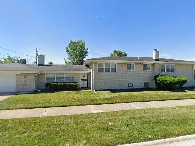 House image located at Calumet City, IL 60409