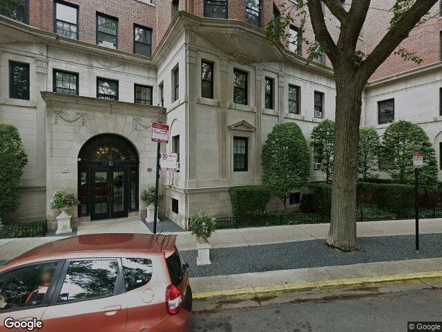 House image located at Chicago, IL 60614