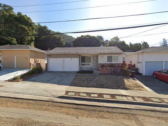 House image located at Oakland, CA 94605