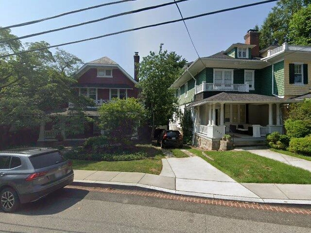 House image located at Washington, DC 20008