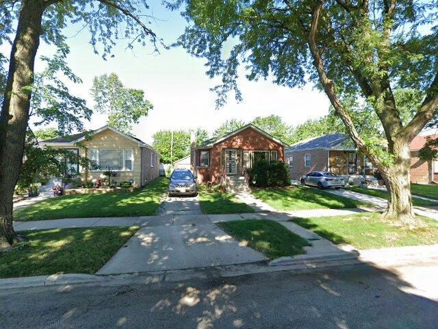 House image located at Chicago, IL 60643
