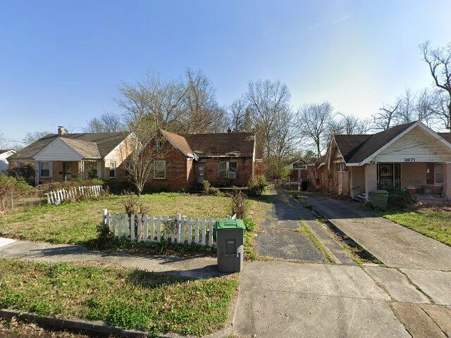 House image located at Memphis, TN 38122