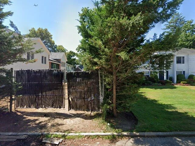 House image located at Cedarhurst, NY 11516