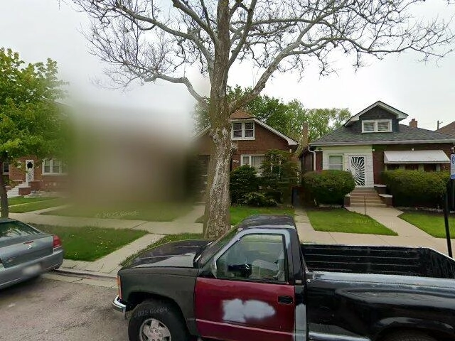 House image located at Chicago, IL 60639