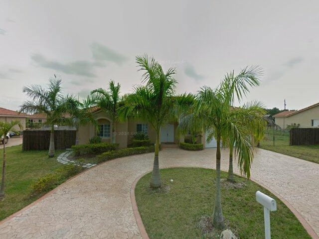 House image located at Miami, FL 33177