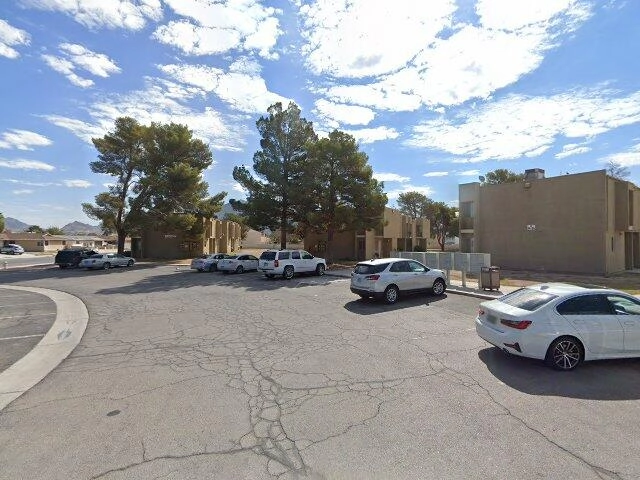 House image located at Clearlake, CA 95422