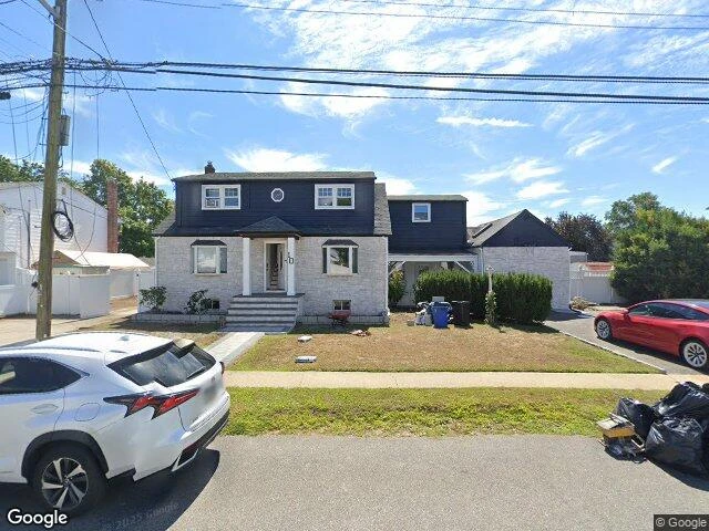 House image located at Lindenhurst, NY 11757
