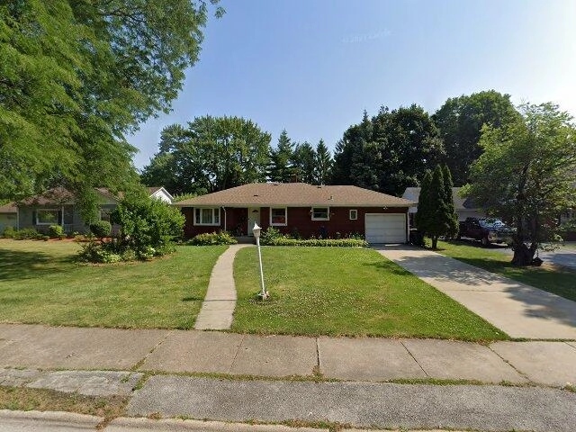 House image located at South Holland, IL 60473