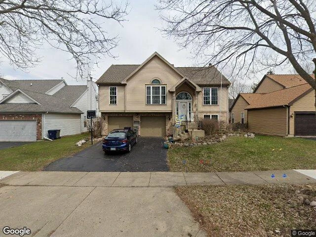 House image located at Elgin, IL 60120