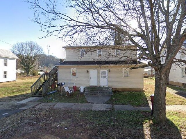 House image located at Johnson City, TN 37601
