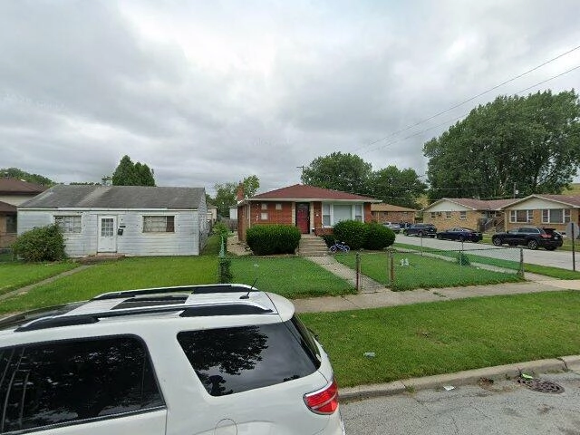 House image located at Chicago, IL 60633