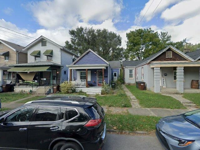 House image located at Latonia, KY 41015
