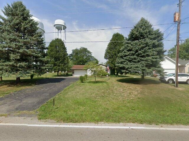 House image located at London, OH 43140