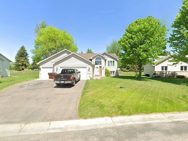 House image located at Waconia, MN 55387