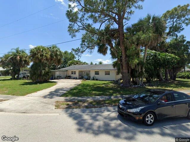 House image located at North Fort Myers, FL 33903