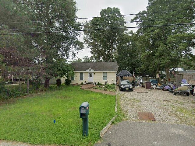 House image located at Bayville, NJ 08721