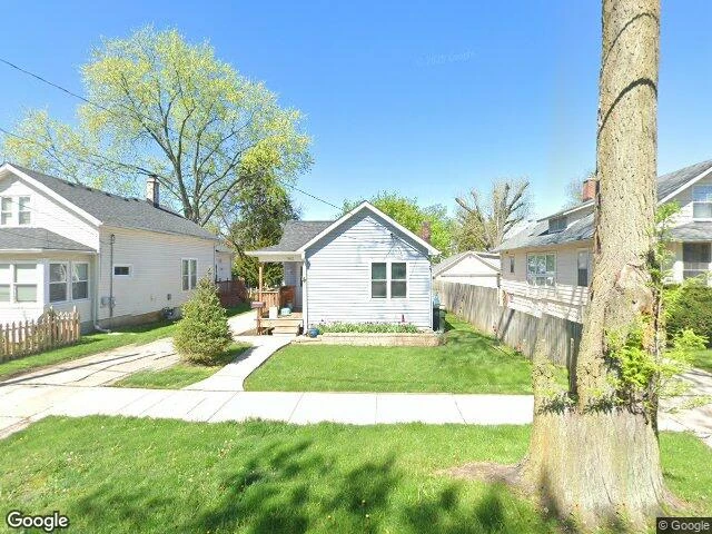 House image located at Aurora, IL 60505