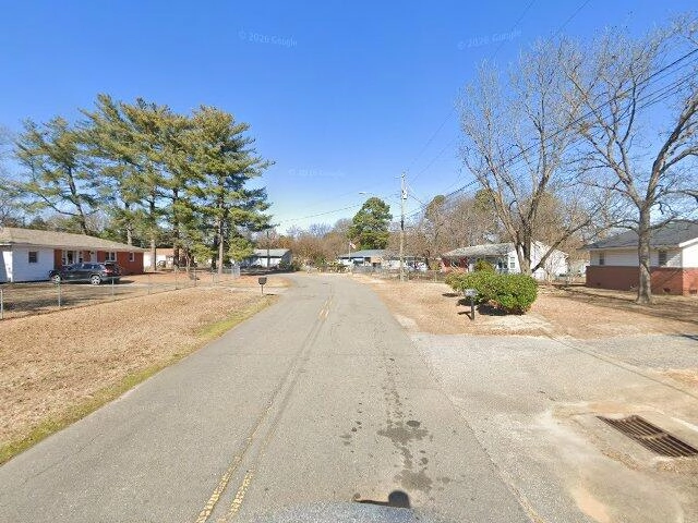 House image located at Waterloo, IA 50702