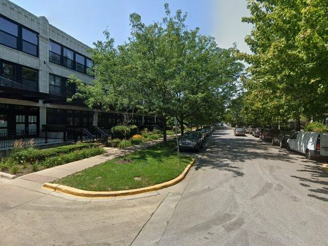 House image located at Chicago, IL 60608