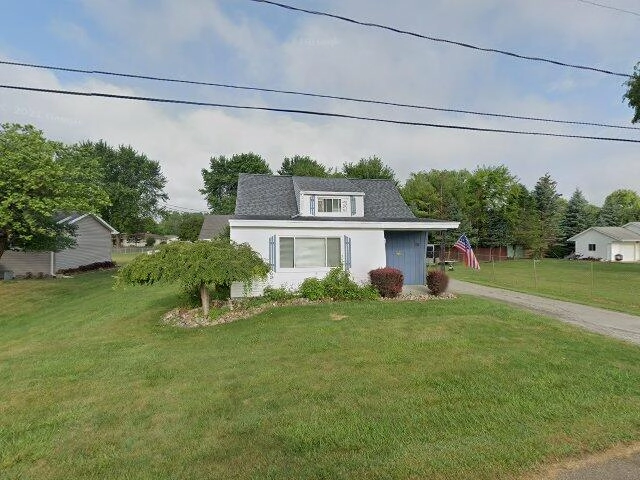 House image located at Bay City, MI 48708