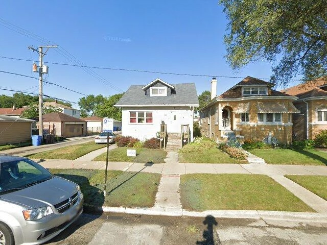 House image located at Chicago, IL 60634