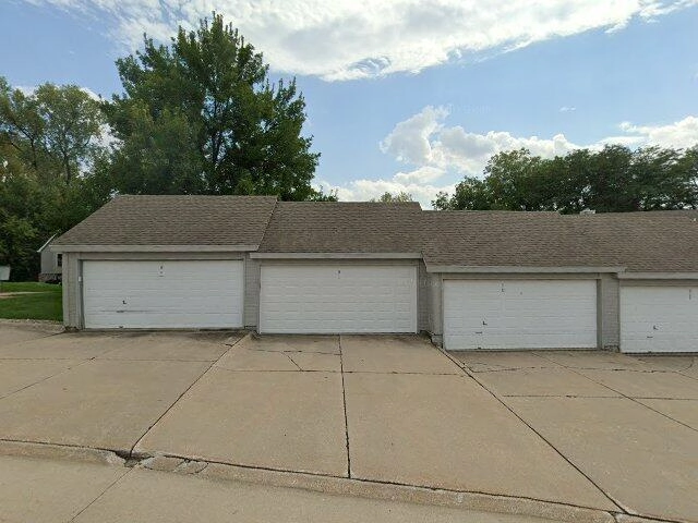 House image located at Urbandale, IA 50322