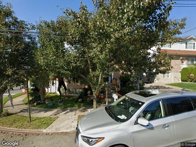 House image located at Staten Island, NY 10309