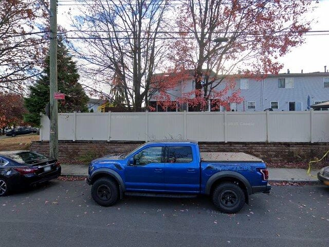 House image located at Staten Island, NY 10309