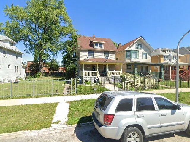 House image located at Chicago, IL 60644