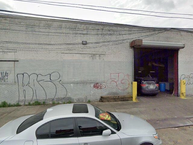 House image located at Florissant, MO 63034