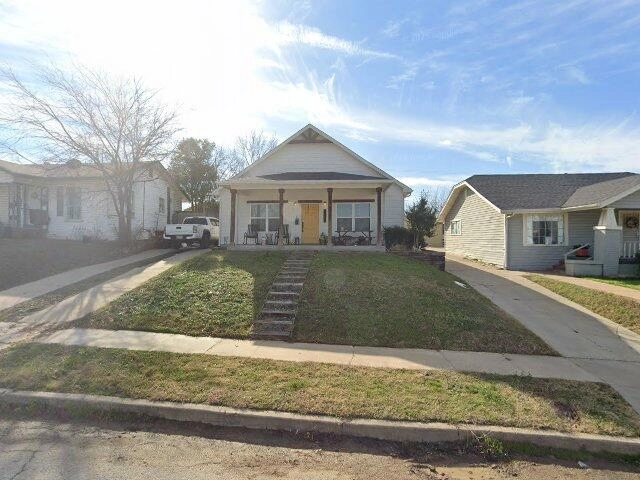 House image located at Dodge City, KS 67801