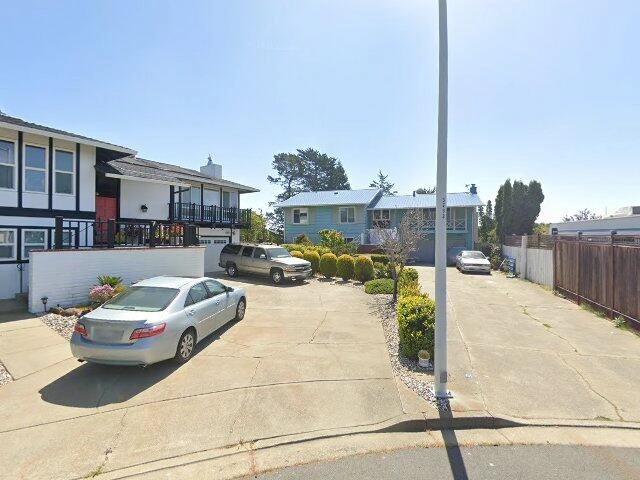 House image located at Hayward, CA 94542