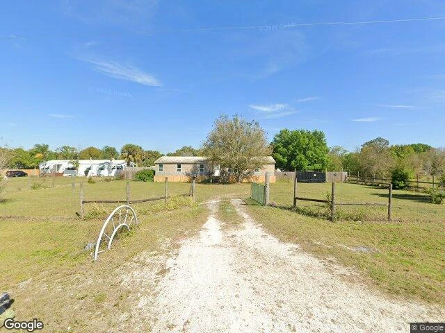 House image located at Okeechobee, FL 34972