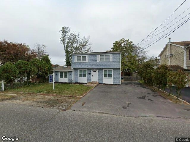 House image located at Bay Shore, NY 11706