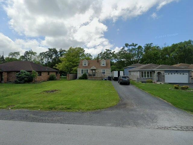 House image located at Glenwood, IL 60425