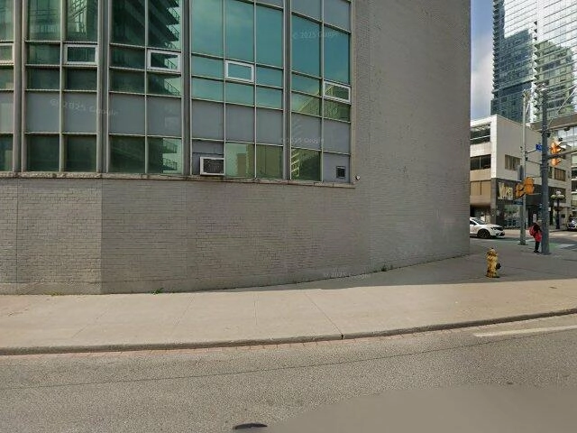 House image located at San Francisco, CA 94114