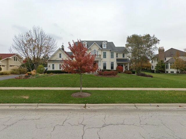 House image located at Saint Charles, IL 60175