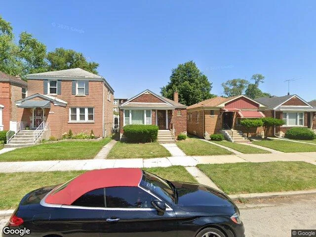 House image located at Chicago, IL 60628