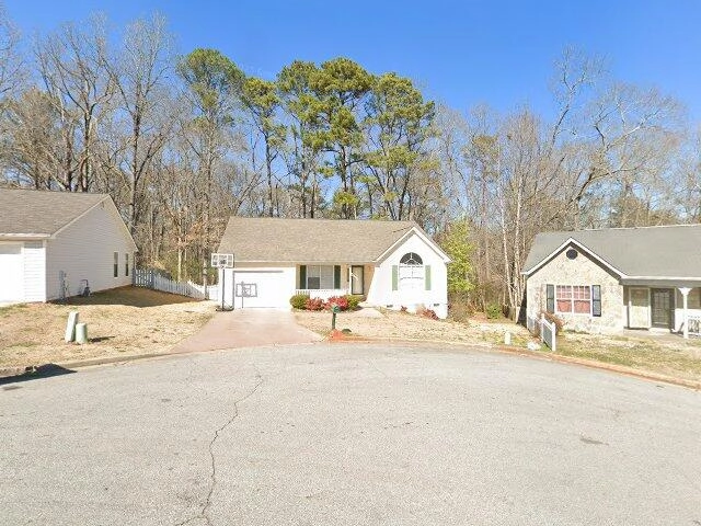 House image located at Stockbridge, GA 30281