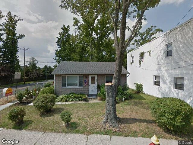 House image located at Keyport, NJ 07735