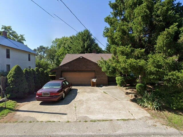 House image located at Bellevue, OH 44811