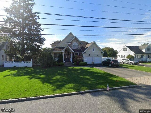 House image located at West Islip, NY 11795